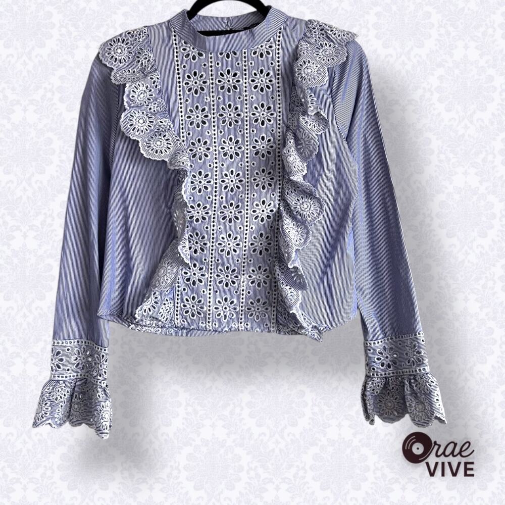 Romeo and Juliet Couture Eyelet Ruffle Pinstripe Blouse Womens S Top Blue
